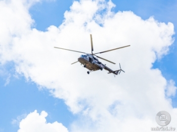 Вертолет Ми-8 с 20 пассажирами экстренно приземлился на Ямале