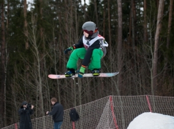 Московский парк приглашает всех прокатиться на сноуборде по перилам