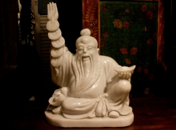 Древний Будда показался из воды в Китае