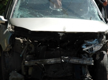 Столкновение минивэна и грузовика под Саратовом: семь человек погибли