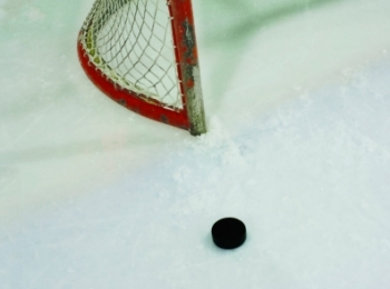 Черная полоса длиной три года: хоккеистки с Урала проиграли 105-й матч