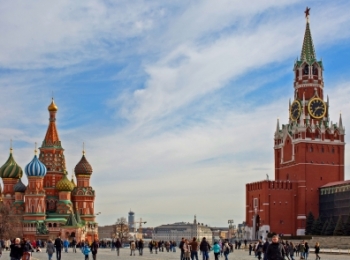Telegraph посоветовала британцам путешествовать в Россию