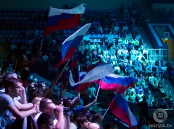 Российские болельщики, осужденные за беспорядки на Евро-2016, вернулись домой