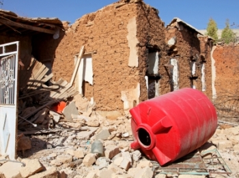При обрушении дома в Казахстане погибли девять человек