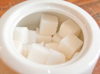 Ученые: Отказ от сахара полезен для здоровья